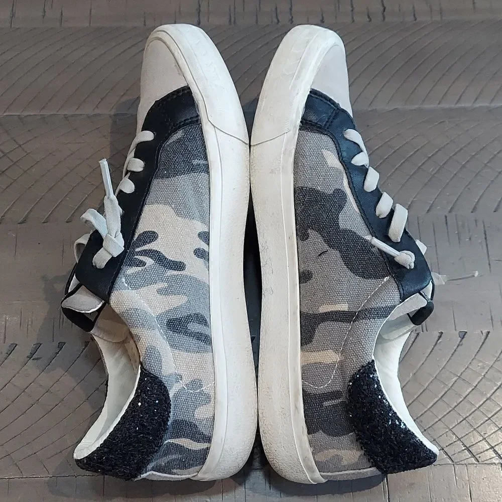 Vintage Havana Gail Camo Sneakers Sz 7.5